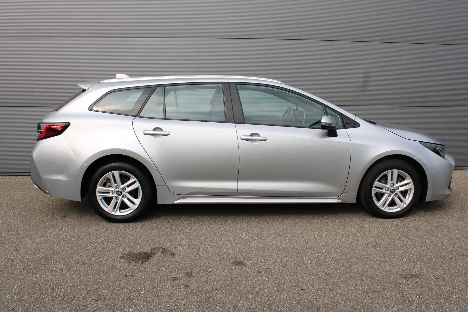 Toyota Corolla Active Touring Sport 1.8 Hybrid | CARPLAY/ANDROID | HYBRIDE | AUTOMAAT | - 4/30