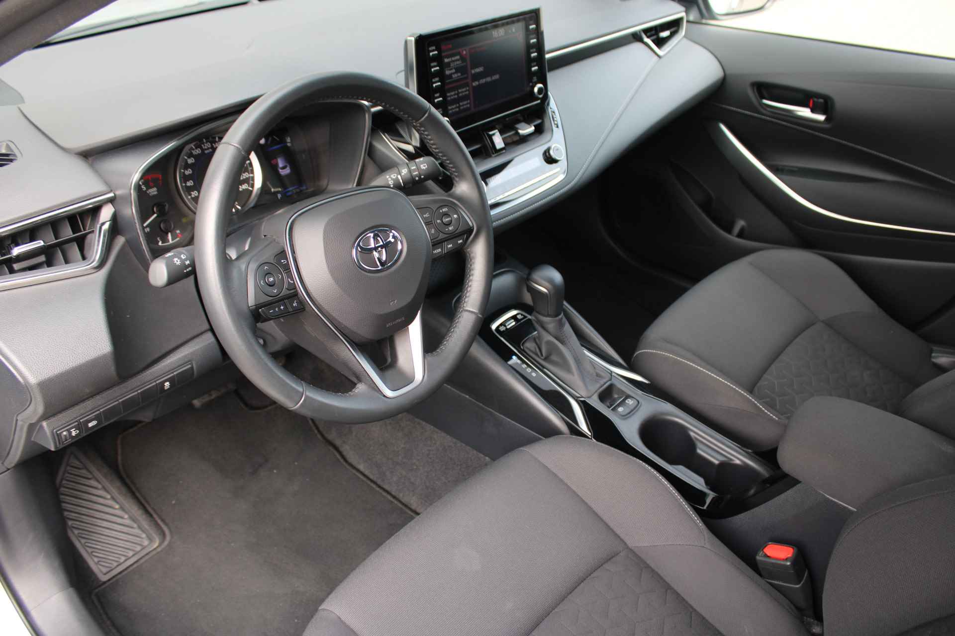 Toyota Corolla Active Touring Sport 1.8 Hybrid | CARPLAY/ANDROID | HYBRIDE | AUTOMAAT | - 10/30