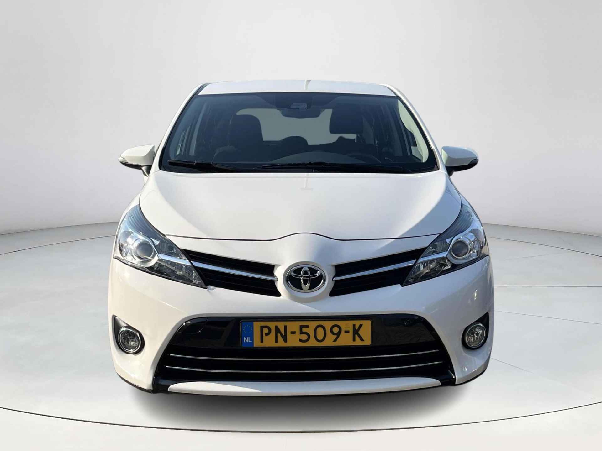 Toyota Verso 1.8 VVT-i Aspiration | 7-persoons! | All-in prijs | Navigatie | Camera | Airco | - 9/28