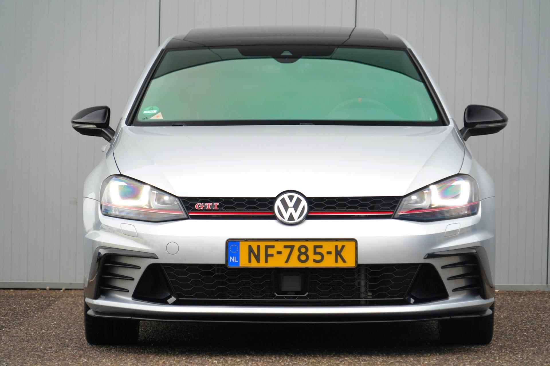 Volkswagen Golf 2.0 TSI GTI Clubsport / Schaalstoelen / 69dkm NAP / NL-Auto / Dynaudio / Camera / ACC - 24/39