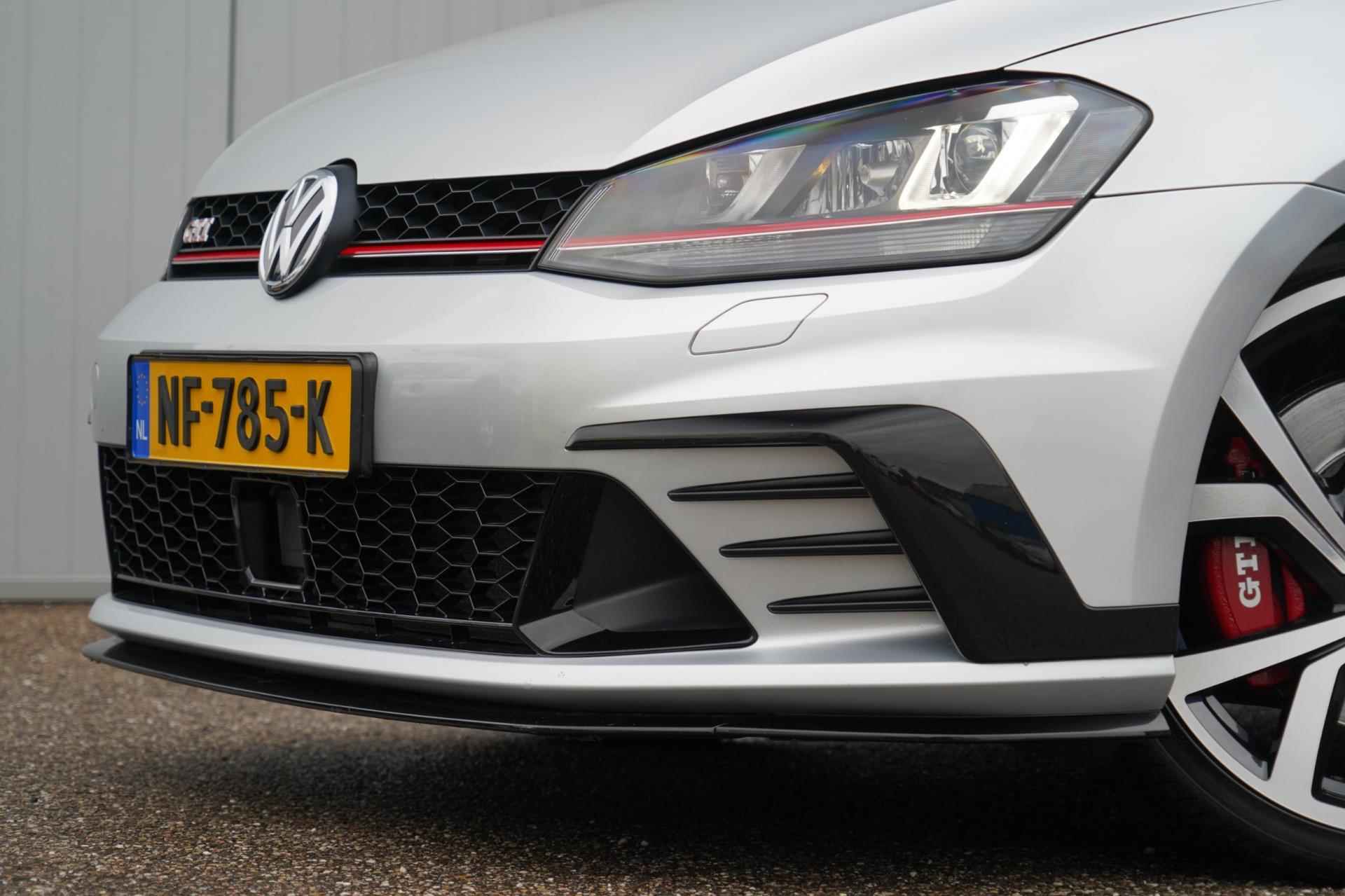 Volkswagen Golf 2.0 TSI GTI Clubsport / Schaalstoelen / 69dkm NAP / NL-Auto / Dynaudio / Camera / ACC - 27/39