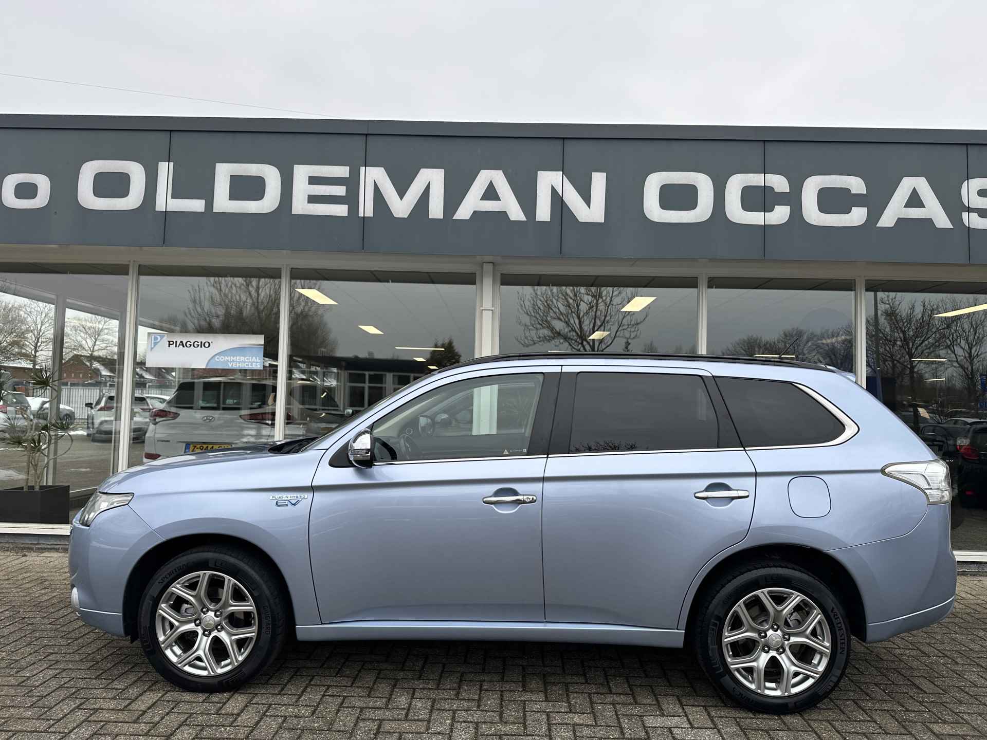 Mitsubishi Outlander 2.0 PHEV Instyle LEDER,NAVI,CLIMA,TREKHAAK - 4/28