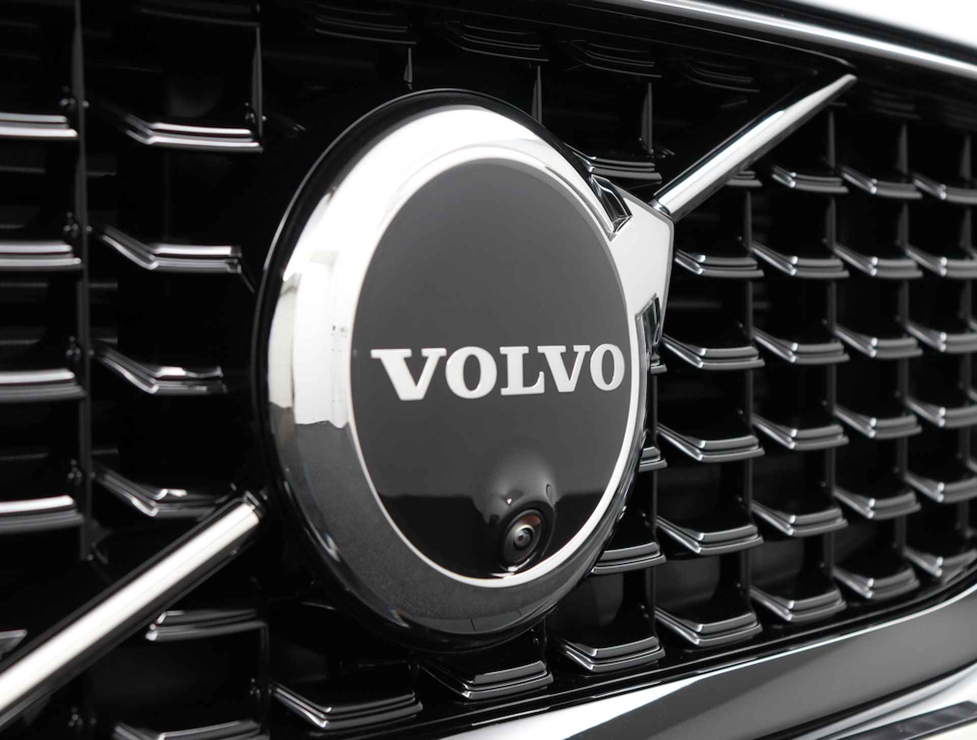Volvo V60 T6 Recharge AWD Ultimate Dark Direct leverbaar | Visual Park Assist (incl. 360˚ view) | Adaptieve cruise control incl. BLIS | Panoramisch schuif-/kanteldak | Elektrisch verstelbare voorstoelen incl. geheugen | Premium Audio by Harman Kard - 53/70