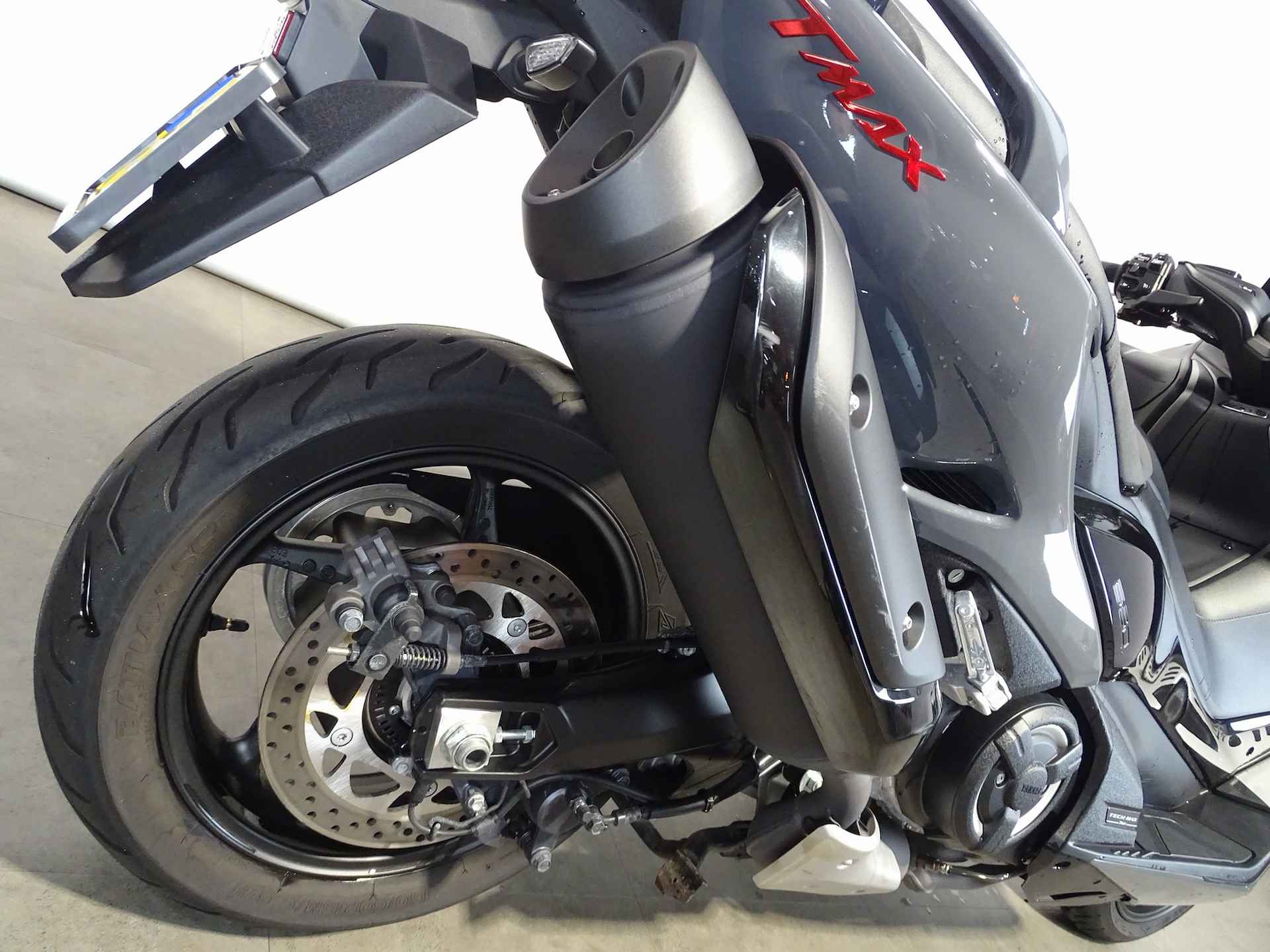 Yamaha T-MAX TECH MAX - 3/8