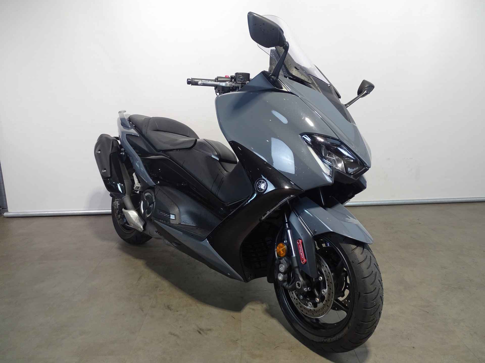 Yamaha T-MAX TECH MAX - 7/8