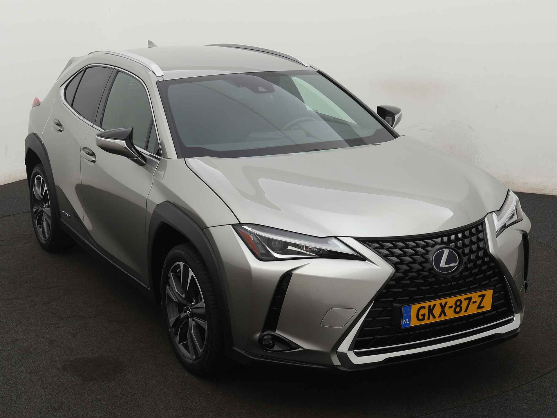 Lexus UX 250h Business Line Limited | Navigatie | Climate Control | 18" lichtmetalen velgen | Achteruitrijcamera | - 29/43