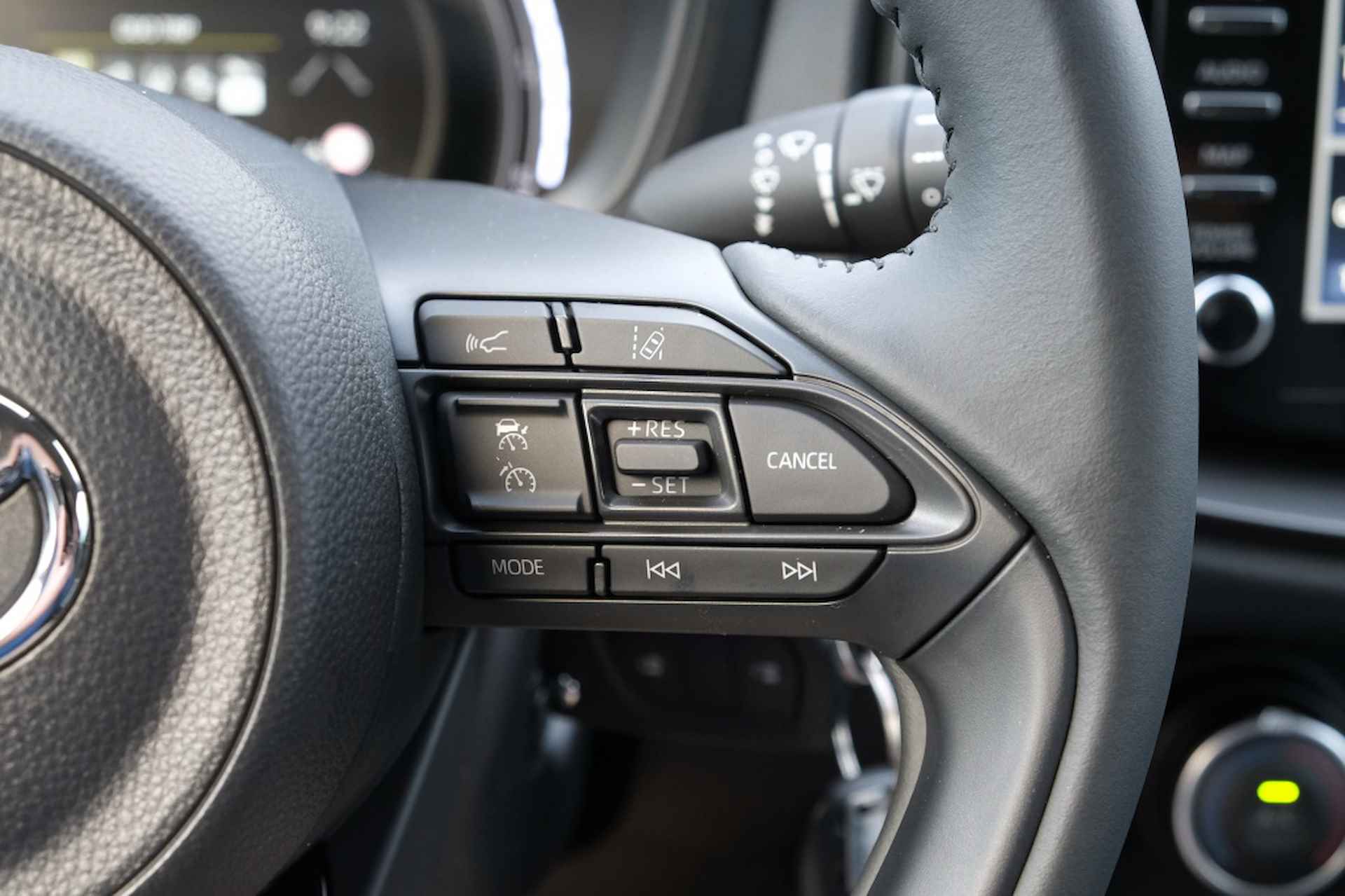 Toyota Aygo X 1.0 VVT-i MT Play | Apple CarPlay / Android Auto | Airco | Safet - 19/40