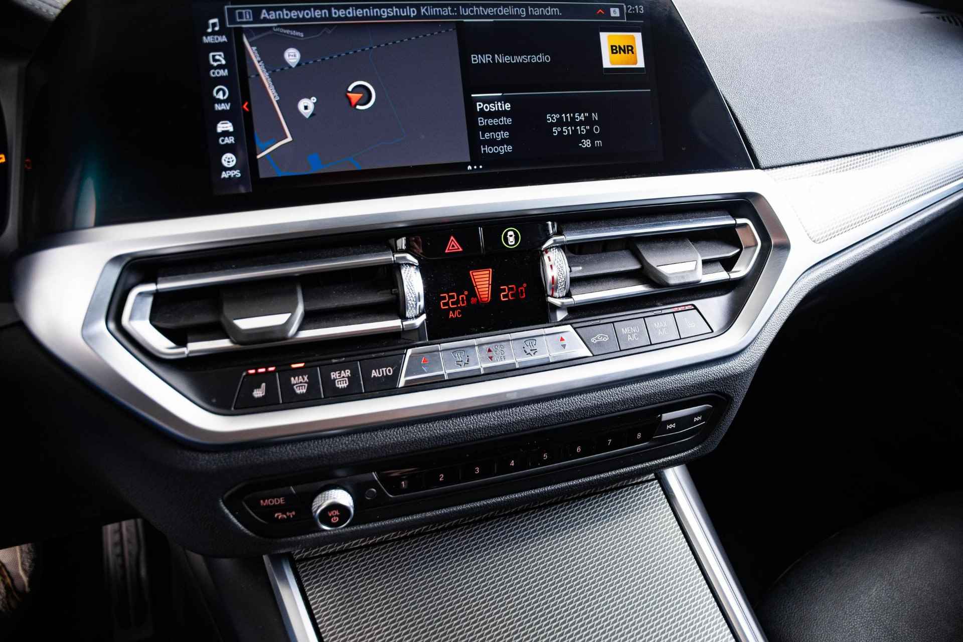 BMW 3-serie 320i High Executive M Sport - Leder - HiFi System - Stoelverwarming - LED - DAB - Live Cockpit Professional - 39/50