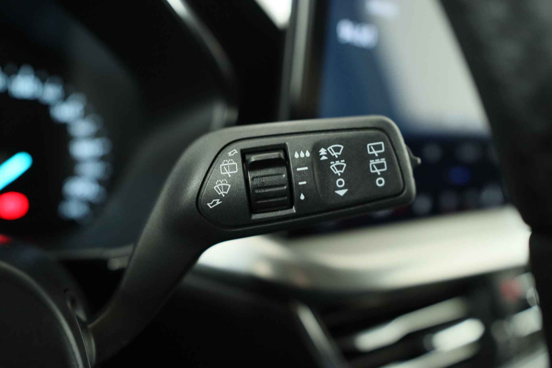 Ford Focus 1.0 EcoBoost Hybrid Titanium | Winterpack | Sync 4 | Navi | Clima | Camera | LED | Cruise | DAB+ | Keyless | Parkeersensoren V+A - 29/31