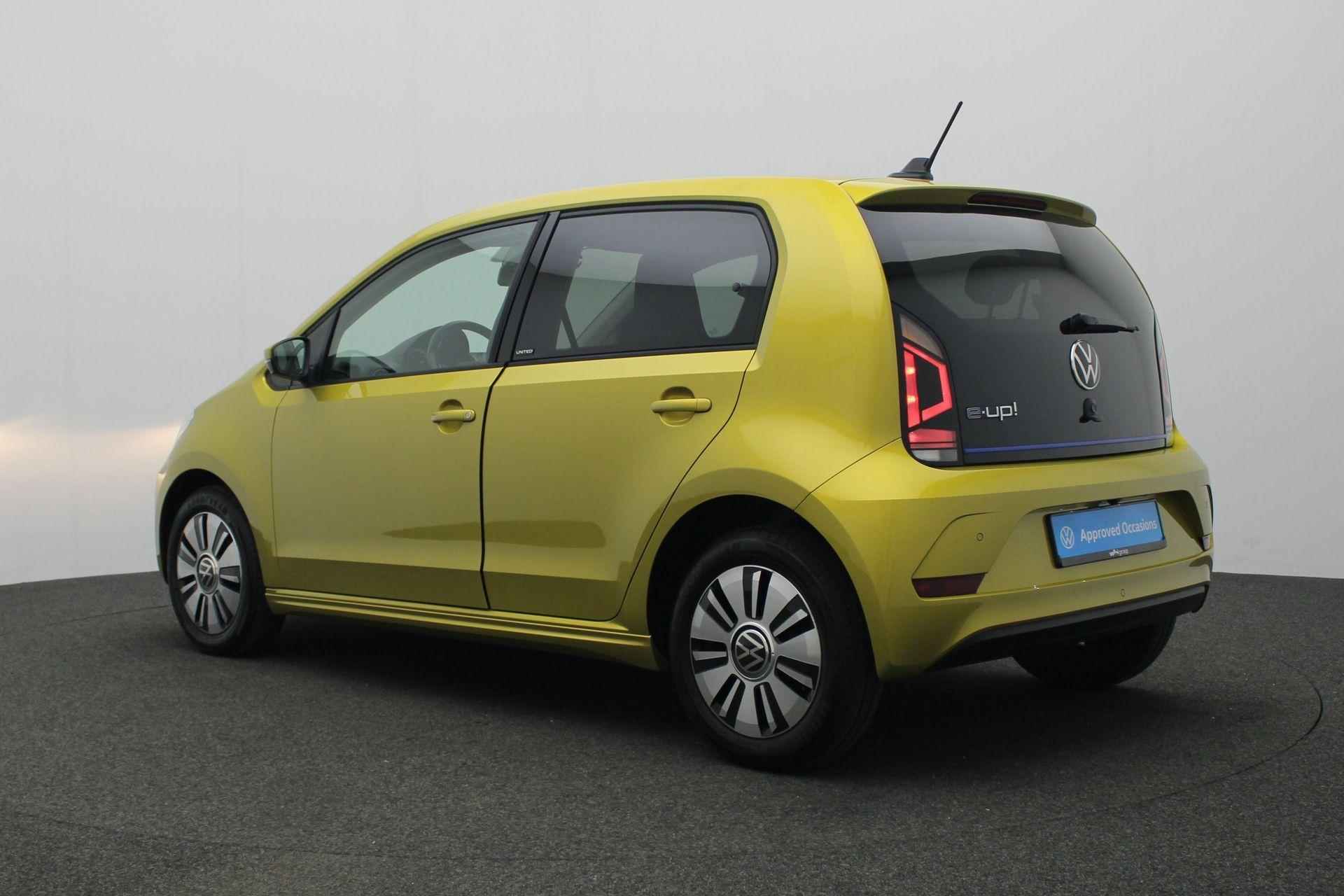 Volkswagen e-Up! 83 pk Style United | Stoelverwarming | Achteruitrijcamera | Navigatie via App verbinding | Verwarmbare voorruit | Cruise - 18/18