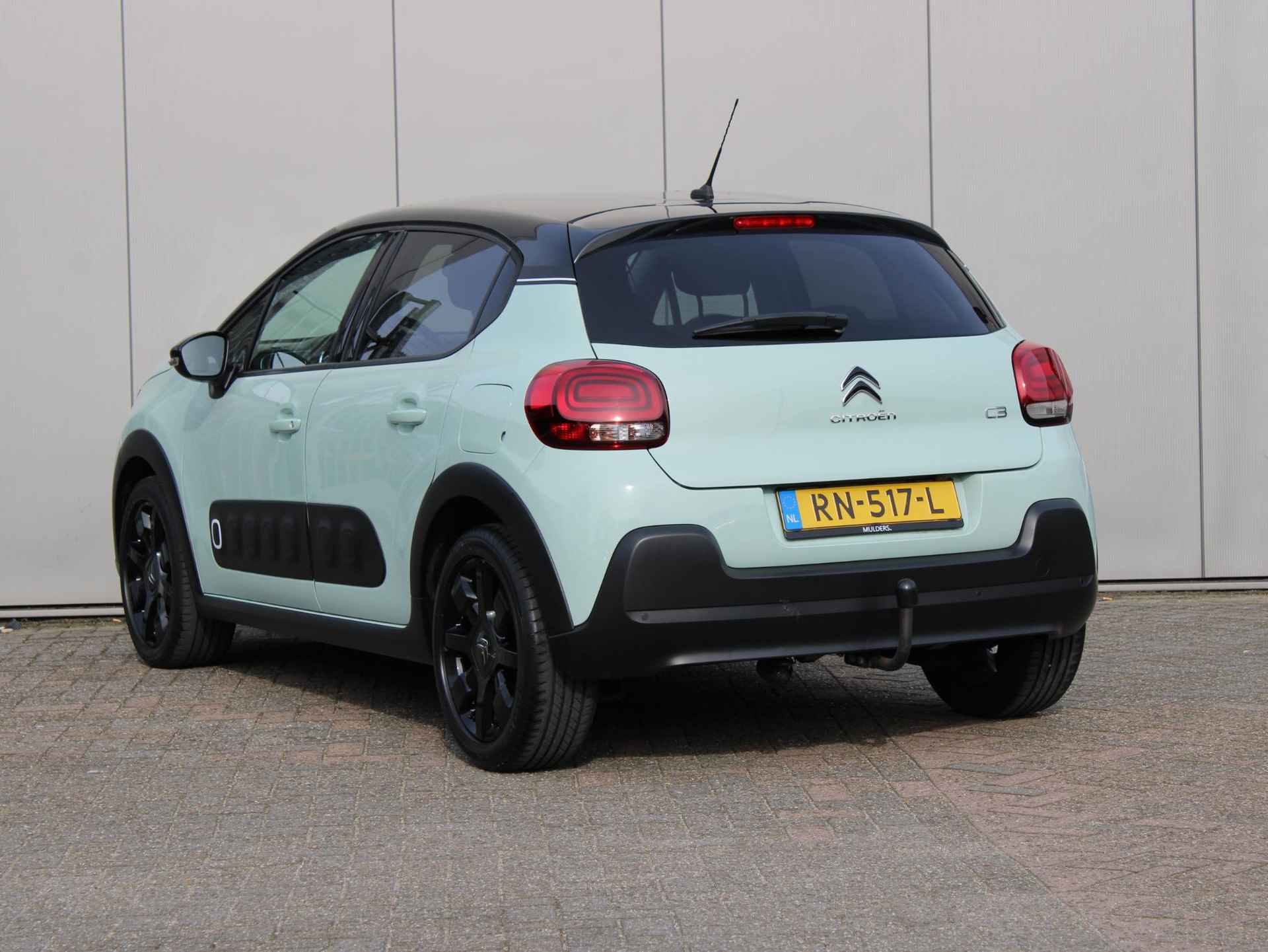 Citroen C3 1.2 PureTech Shine | Navi / Camera / Climate - 3/25