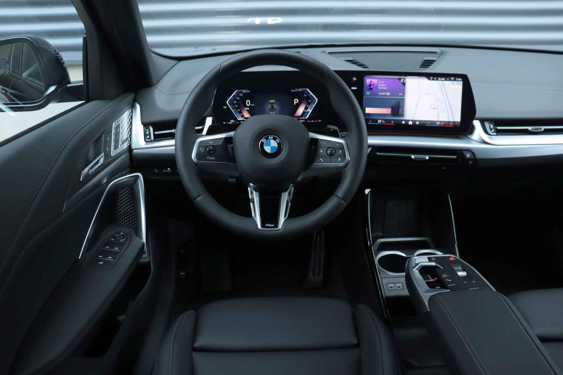 BMW X2 sDrive20i | M Sportpakket Pro / Premium Pack / Panodak / Harman Kardon / Driving Assistant / Head-Up / Elektr. Stoelen - 9/40