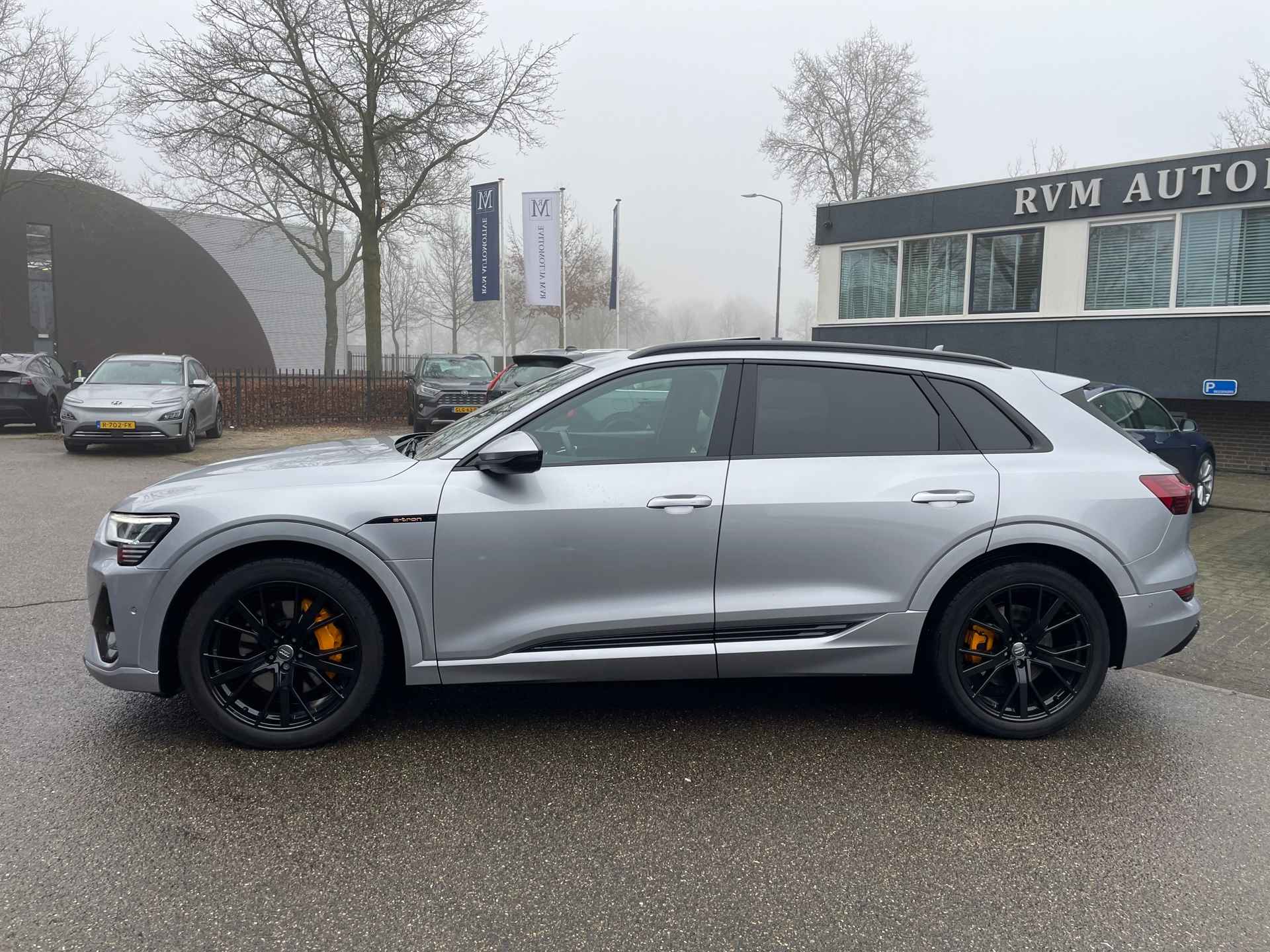 Audi E-tron 55 quattro S LINE 95 kWh BLACK PACK RIJKLAARPRIJS INCL. 12MND BOVAG - 3/32