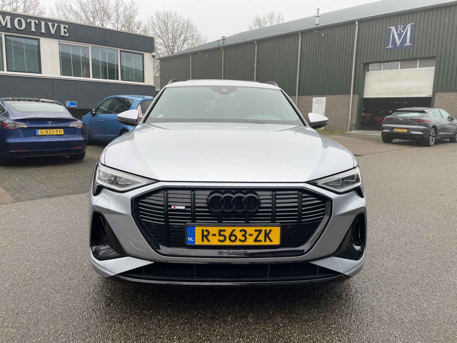 Audi E-tron 55 quattro S LINE 95 kWh BLACK PACK RIJKLAARPRIJS INCL. 12MND BOVAG - 10/32