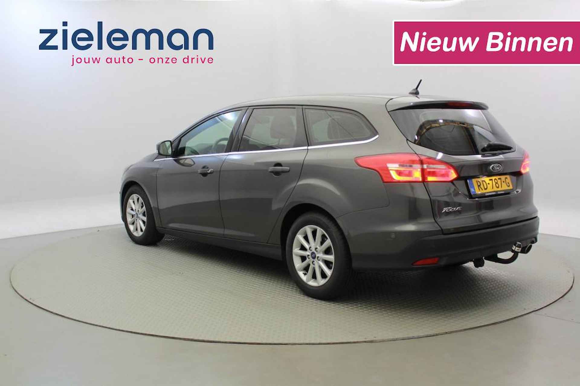 FORD Focus 2.0 TDCI wagon Titanium - Carplay, Clima - 3/29