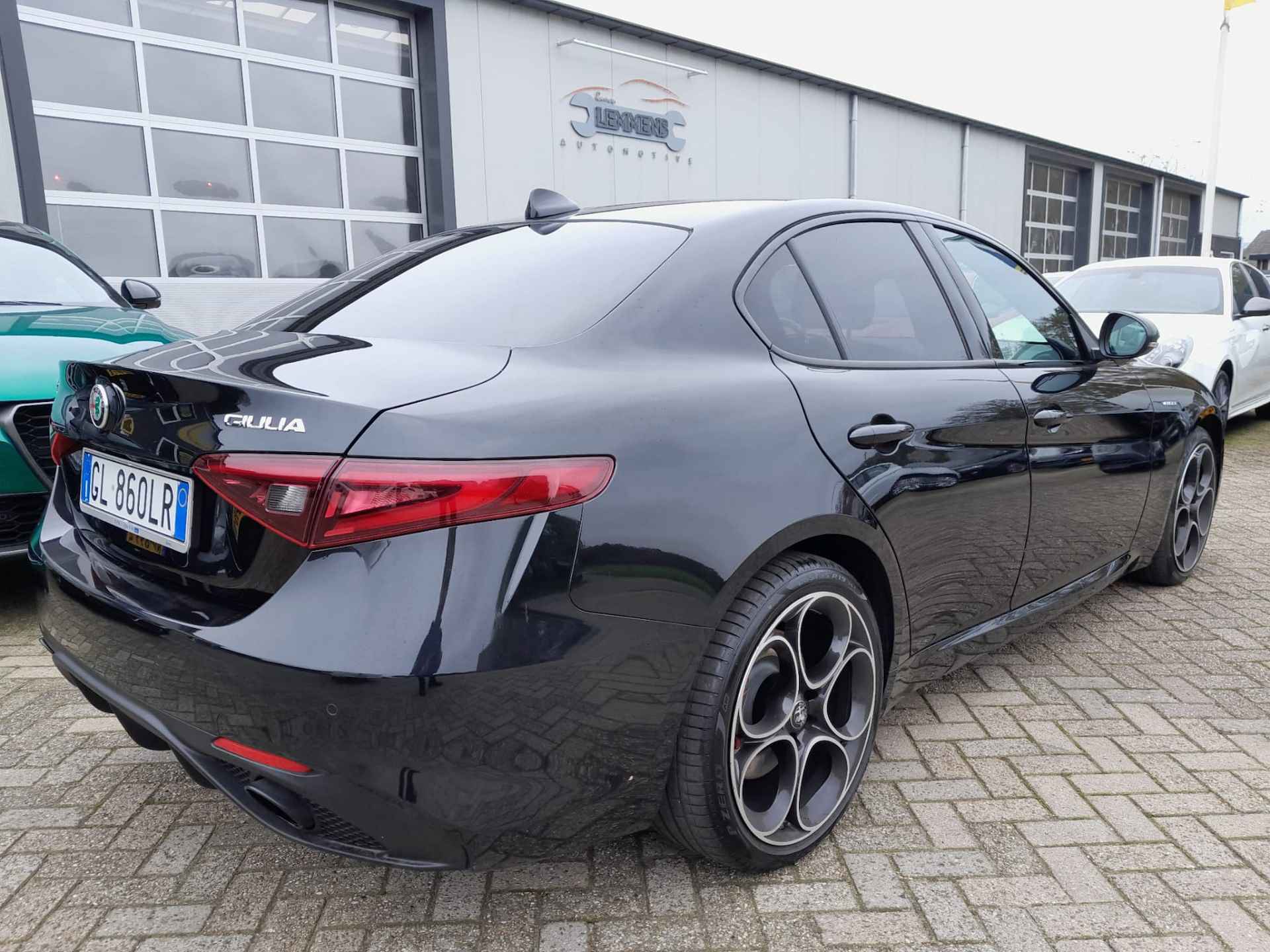 Alfa Romeo Giulia 2.2 d - Veloce - Q4 210pk - Leder - 4/16