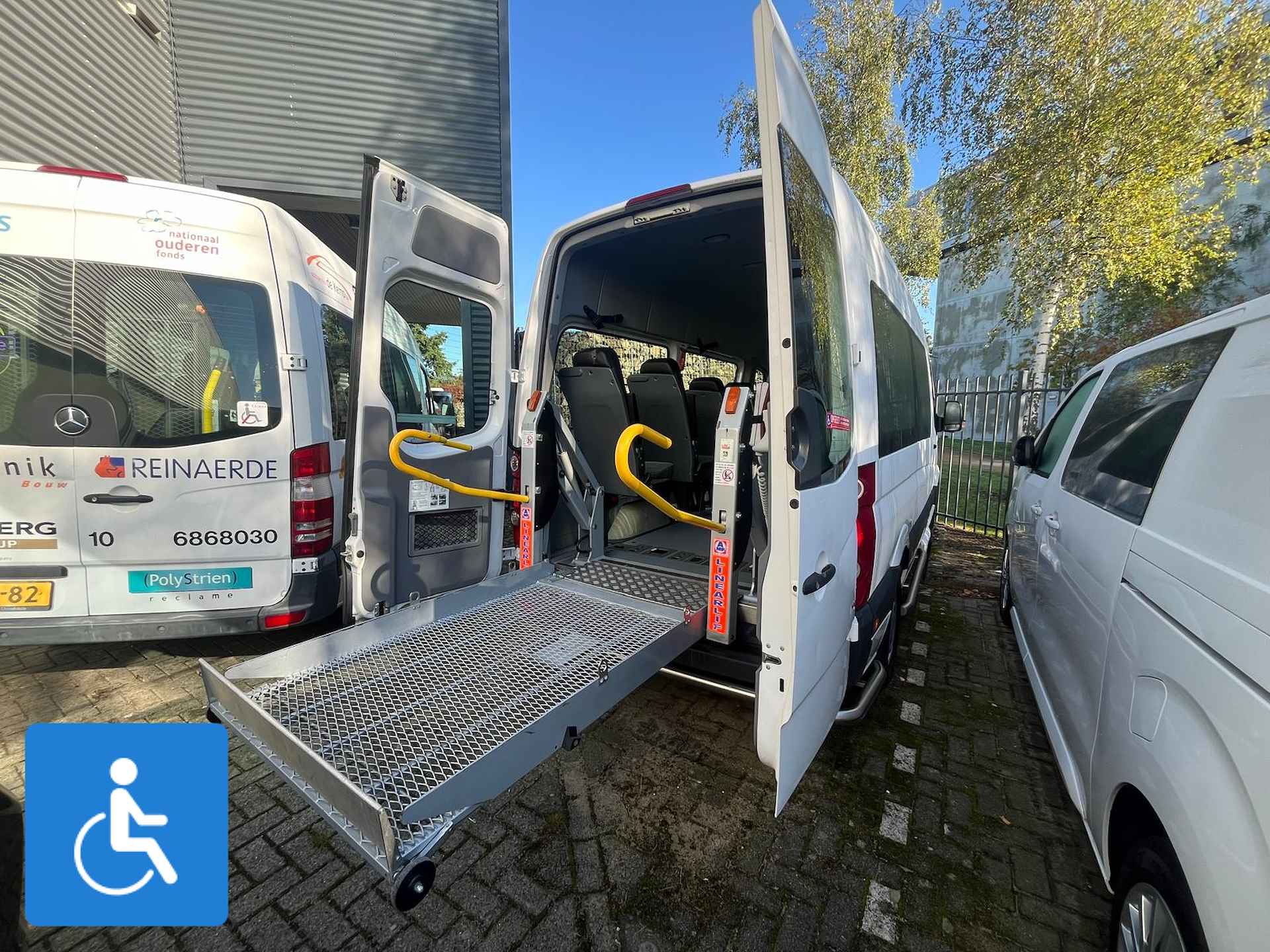 Volkswagen Crafter L2H2 Groepsvervoer Rolstoelbus - 3/26