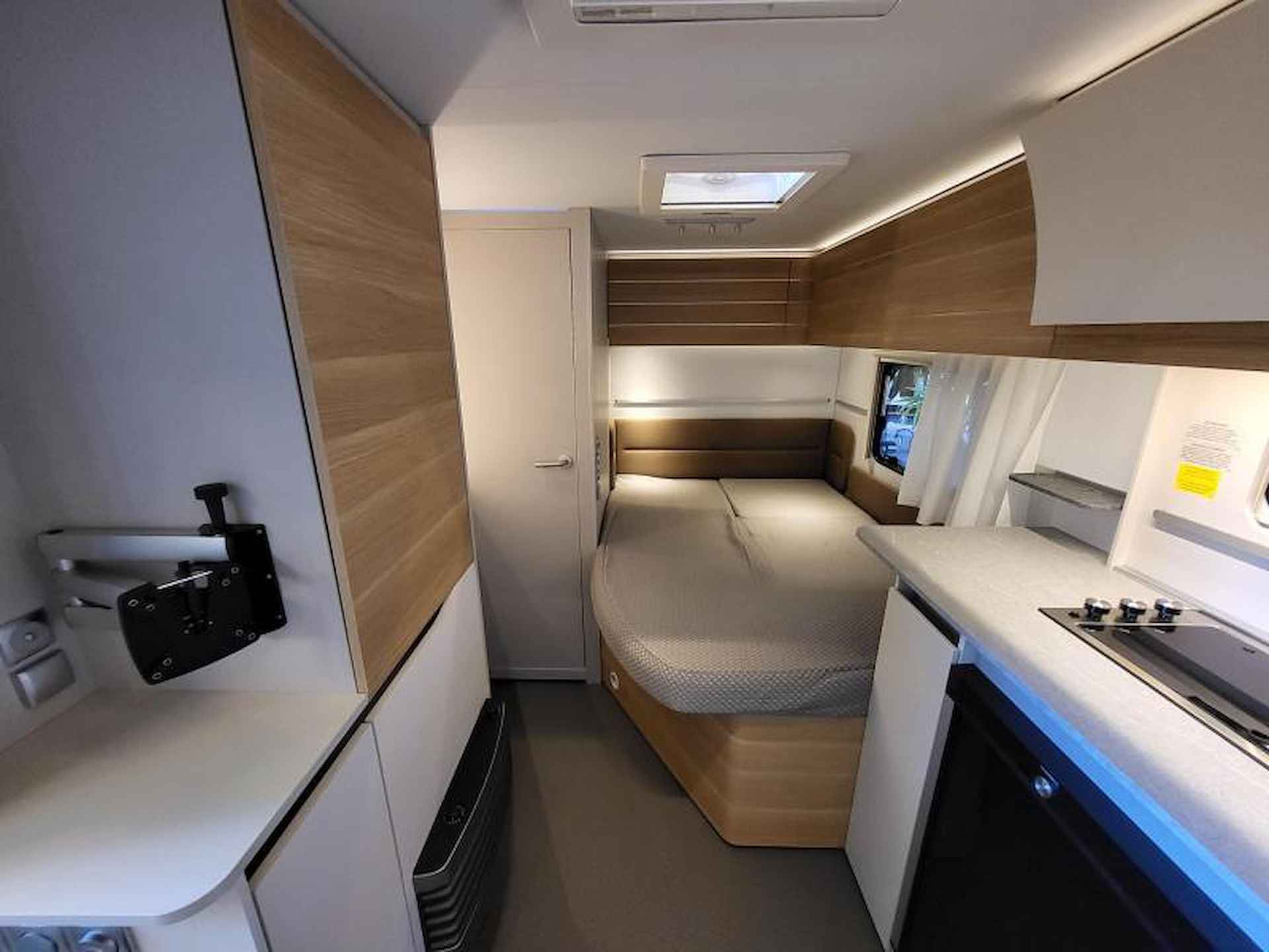 Adria Adora 472 up Gratis mover - 10/20