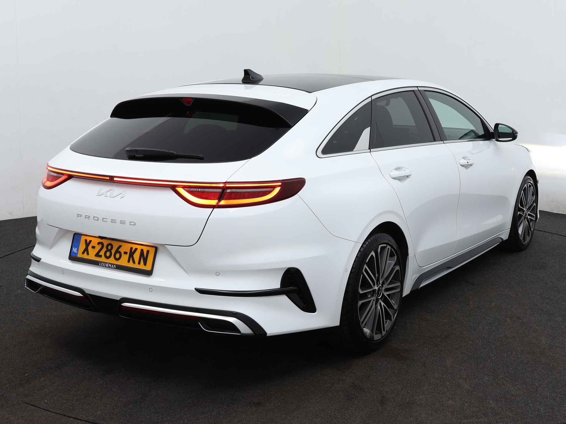 Kia ProCeed 1.5 T-GDi GT-PlusLine | Navigatie | Verwarmde voorstoelen | Stuurwiel verwarmd | - 19/51