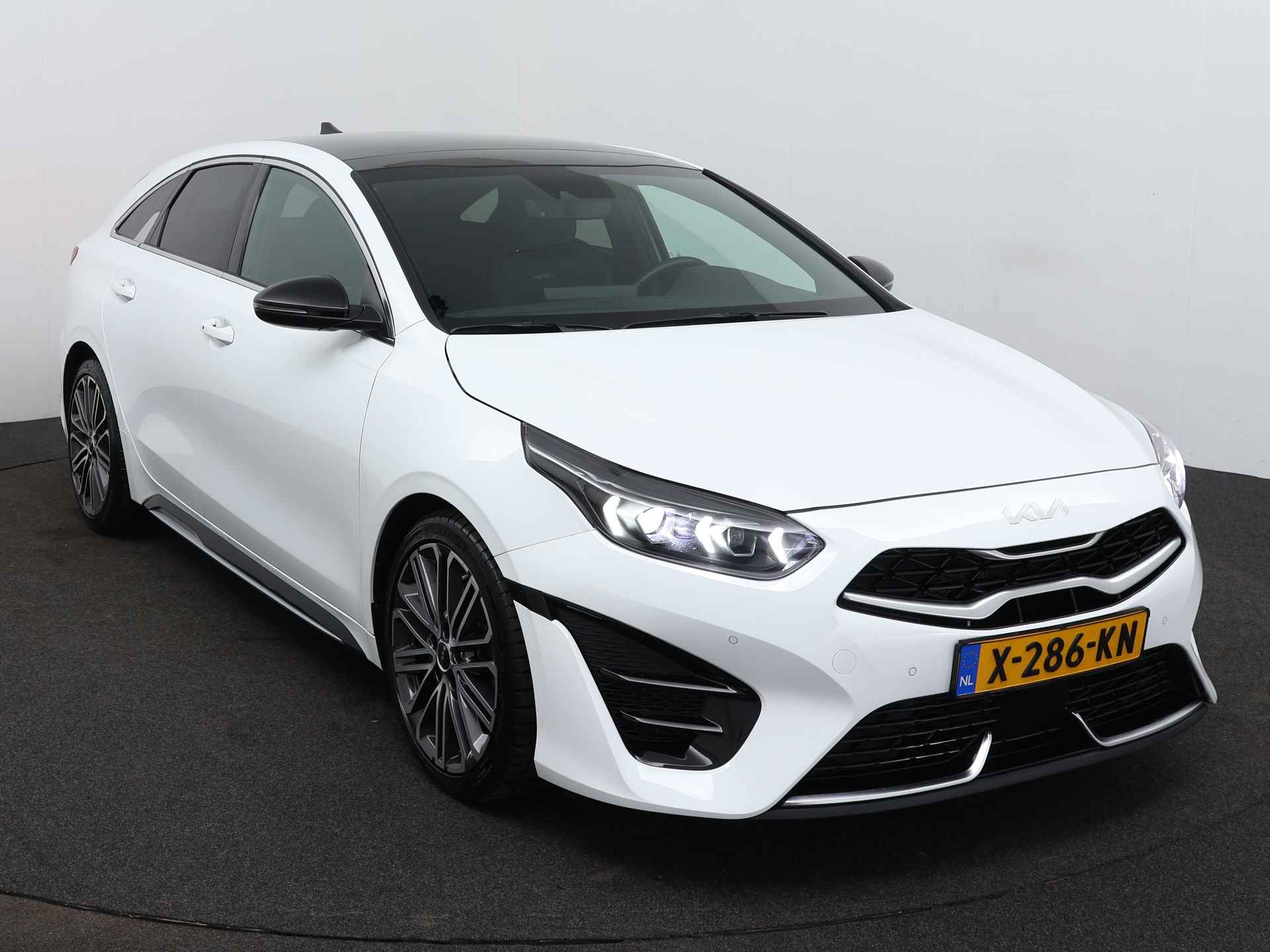 Kia ProCeed 1.5 T-GDi GT-PlusLine | Navigatie | Verwarmde voorstoelen | Stuurwiel verwarmd | - 29/51