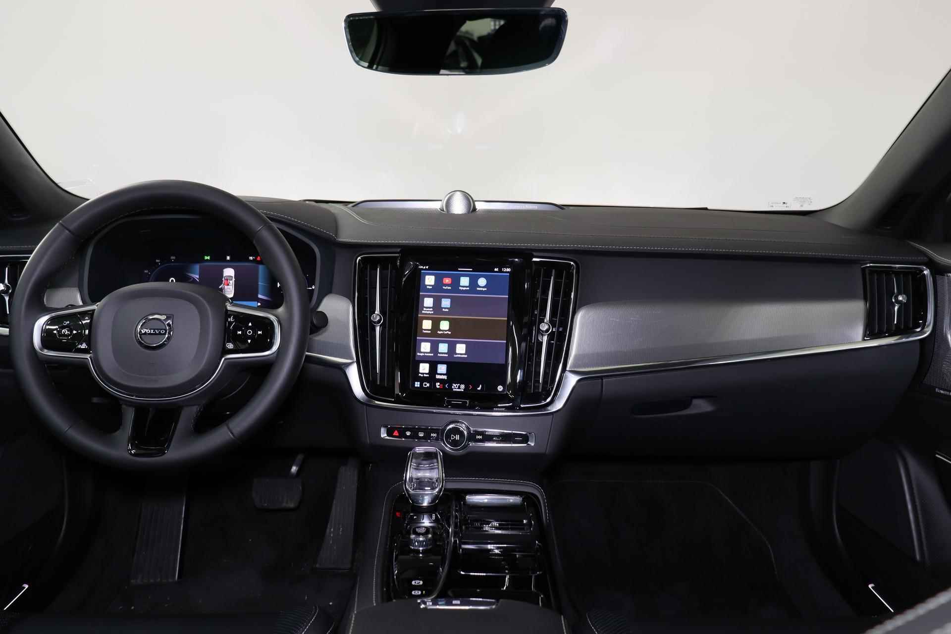 Volvo S90 T8 AWD Ultimate Dark - LONG RANGE - Luchtvering - Schuif/kanteldak - IntelliSafe Assist & Surround - 360° Camera - Bowers & Wilkins audio - Verwarmde voorstoelen, stuur & achterbank - Parkeersensoren voor & achter - Elektr. bedienb. voorstoelen met geheugen - Head up display - Extra getint glas - 20' LMV - 25/27