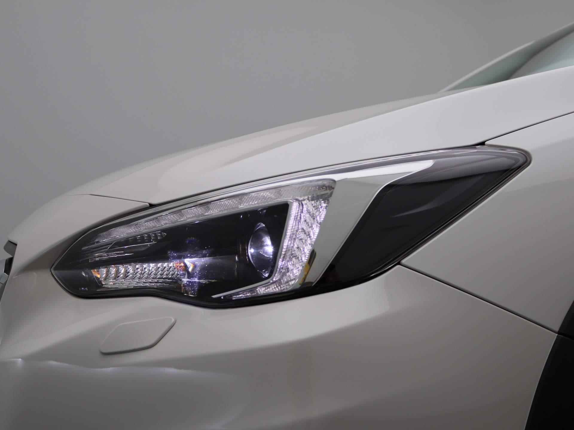 Subaru XV 2.0i Premium AWD | 156 PK | Leder | Camera | Trekhaak | Apple Carplay / Android Auto | Schuifdak | Stoelverwarming | Dodehoekdetectie | DAB | Adaptive Cruise Control | - 14/44