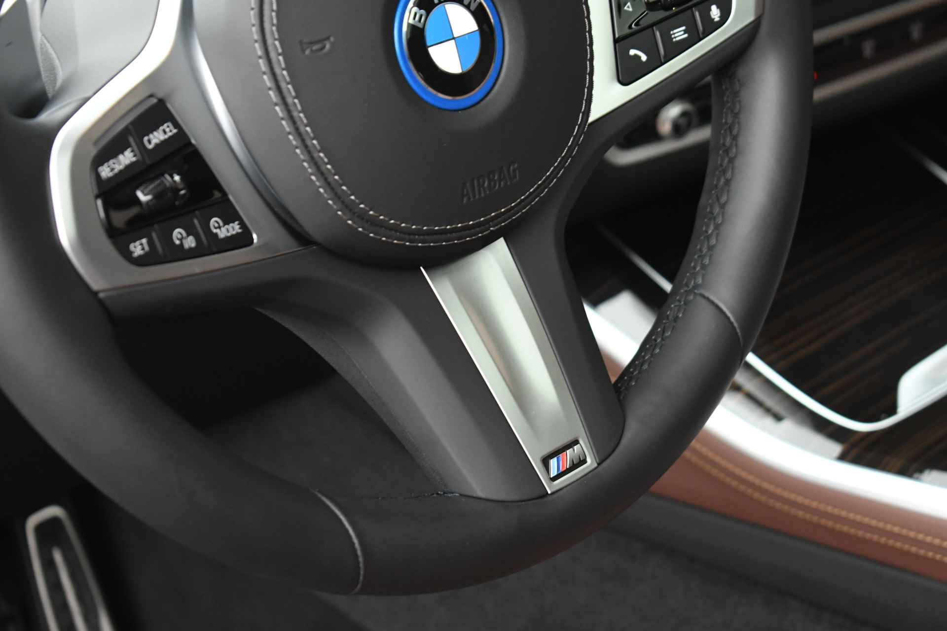 BMW X5 xDrive50e M-Sport Pro incl 5jr-Service Pano Massage 22" H/K 360 SoftCl Alc-hemel Zetelventilatie - 96/105