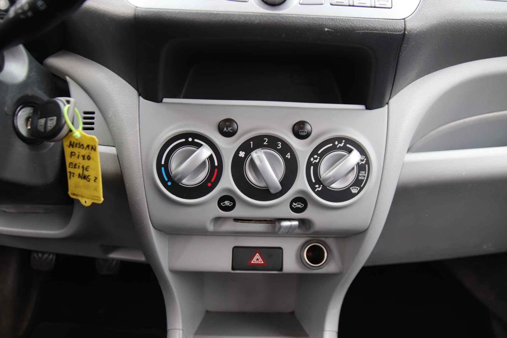 Nissan Pixo 1.0 Look Airco, Nieuwe APK, 5drs, mooie auto! HERFST UITVERKOOP! - 19/30