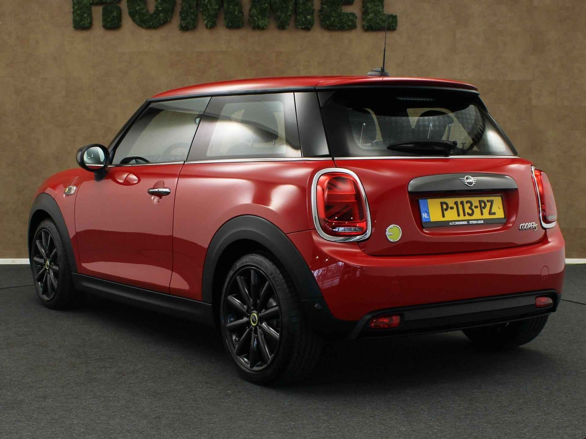 Mini Electric Essential 33 kWh - APPLE CARPLAY/ANDROID AUTO - VOORSTOELEN VERWARMD - HEMELBEKLEDING ZWART - KEYLESS ENTRY/START - CRUISE CONTROL - SPORTSTUUR - FULL-MAP NAVIGATIESYSTEEM - 13/42