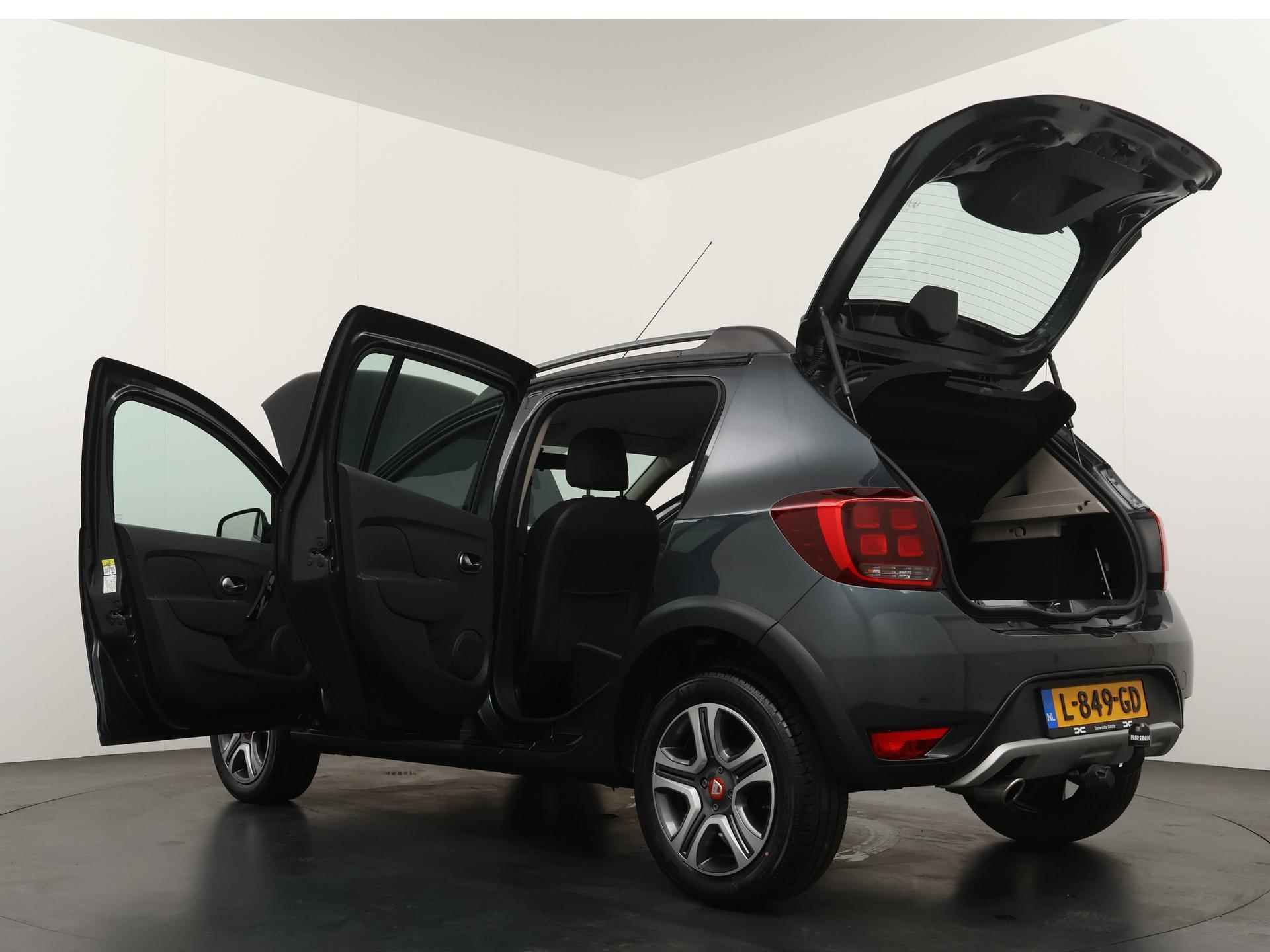 Dacia Sandero Stepway 0.9 TCe 90 Tech Road | Trekhaak | Navigatie | Climate Control | - 22/30