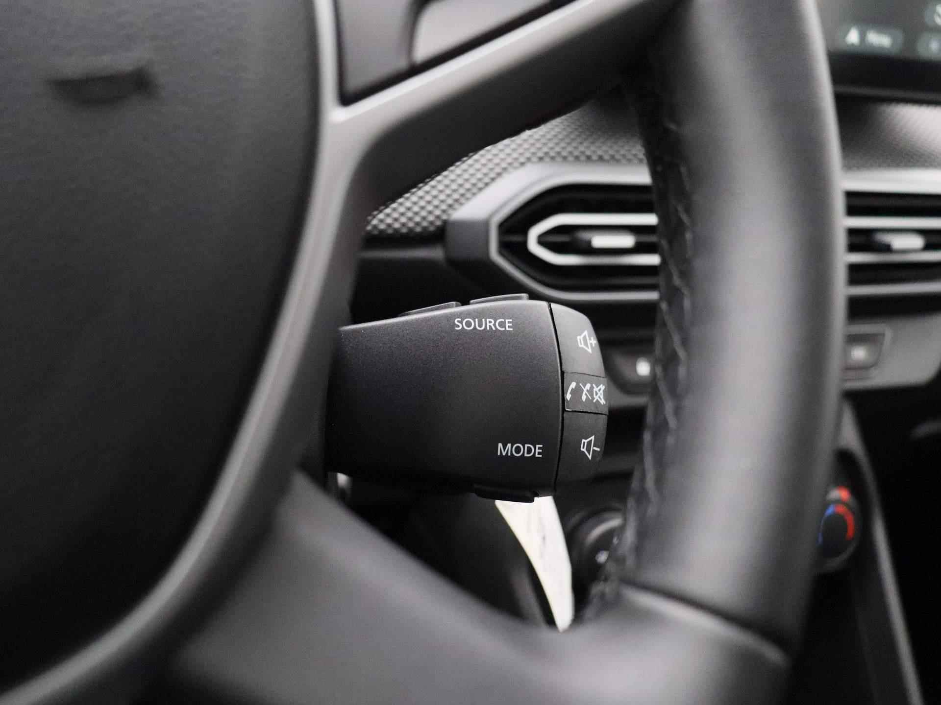 Dacia Sandero 1.0 TCe 90 Expression | Airco | Navigatie | Parkeersensoren | LED Lampen | Cruise Control | Apple CArplay/Android Auto | Licht & Regen Sensor | Electrische Ramen | Armsteun | - 23/30