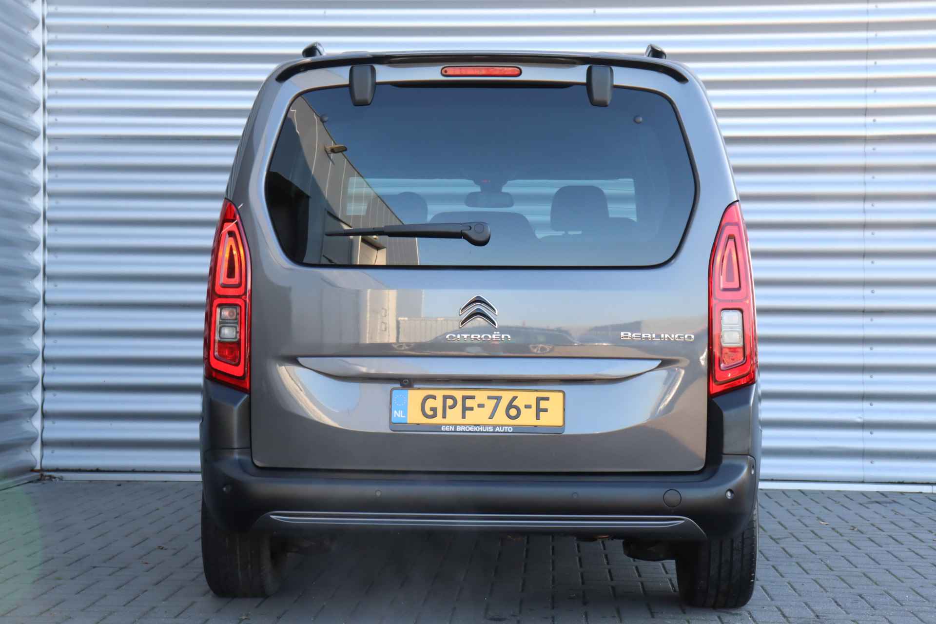 Citroën Berlingo 1.2 PURETECH 130PK SHINE AUTOMAAT / NAVI / CLIMA / LED / PDC / 16" LMV / CAMERA / KEYLESS / BLUETOOTH / CRUISECONTROL / 1E EIGEN - 8/40