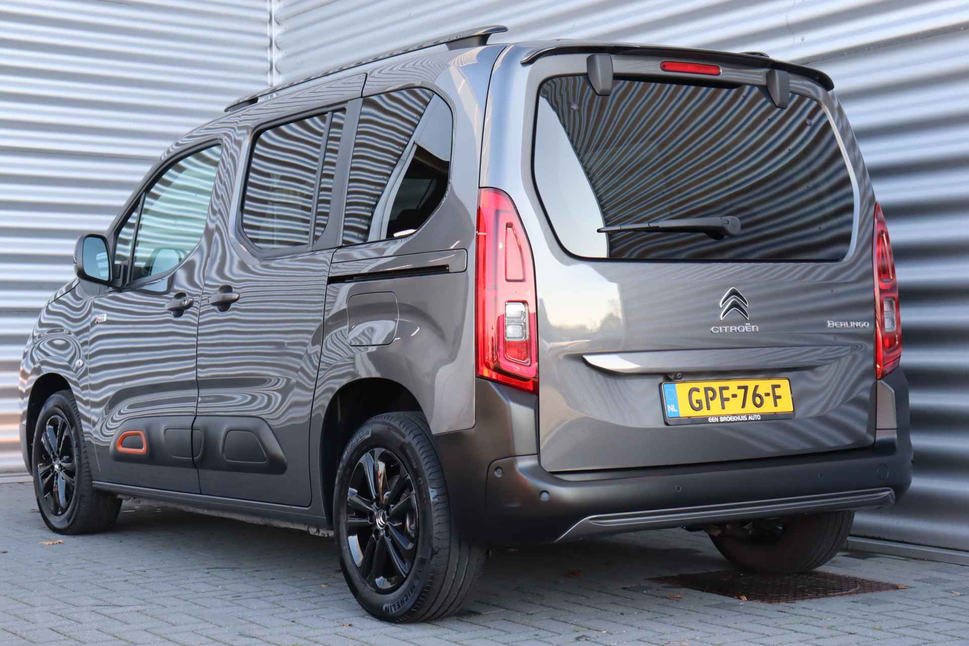 Citroën Berlingo 1.2 PURETECH 130PK SHINE AUTOMAAT / NAVI / CLIMA / LED / PDC / 16" LMV / CAMERA / KEYLESS / BLUETOOTH / CRUISECONTROL / 1E EIGEN - 9/40