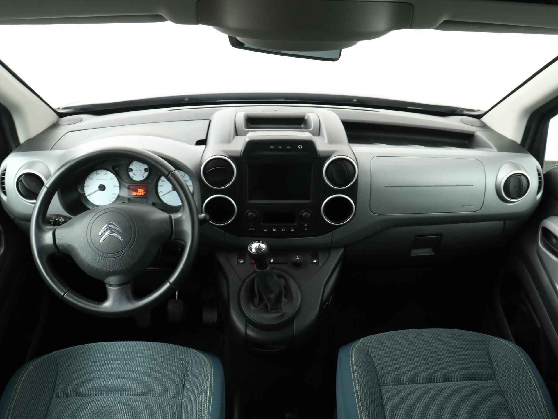 Citroen Berlingo Feel 110pk | Climate Control | Cruise Control | Parkeersensoren Achter | Bluetooth | Apple Carplay/Android Auto - 17/32