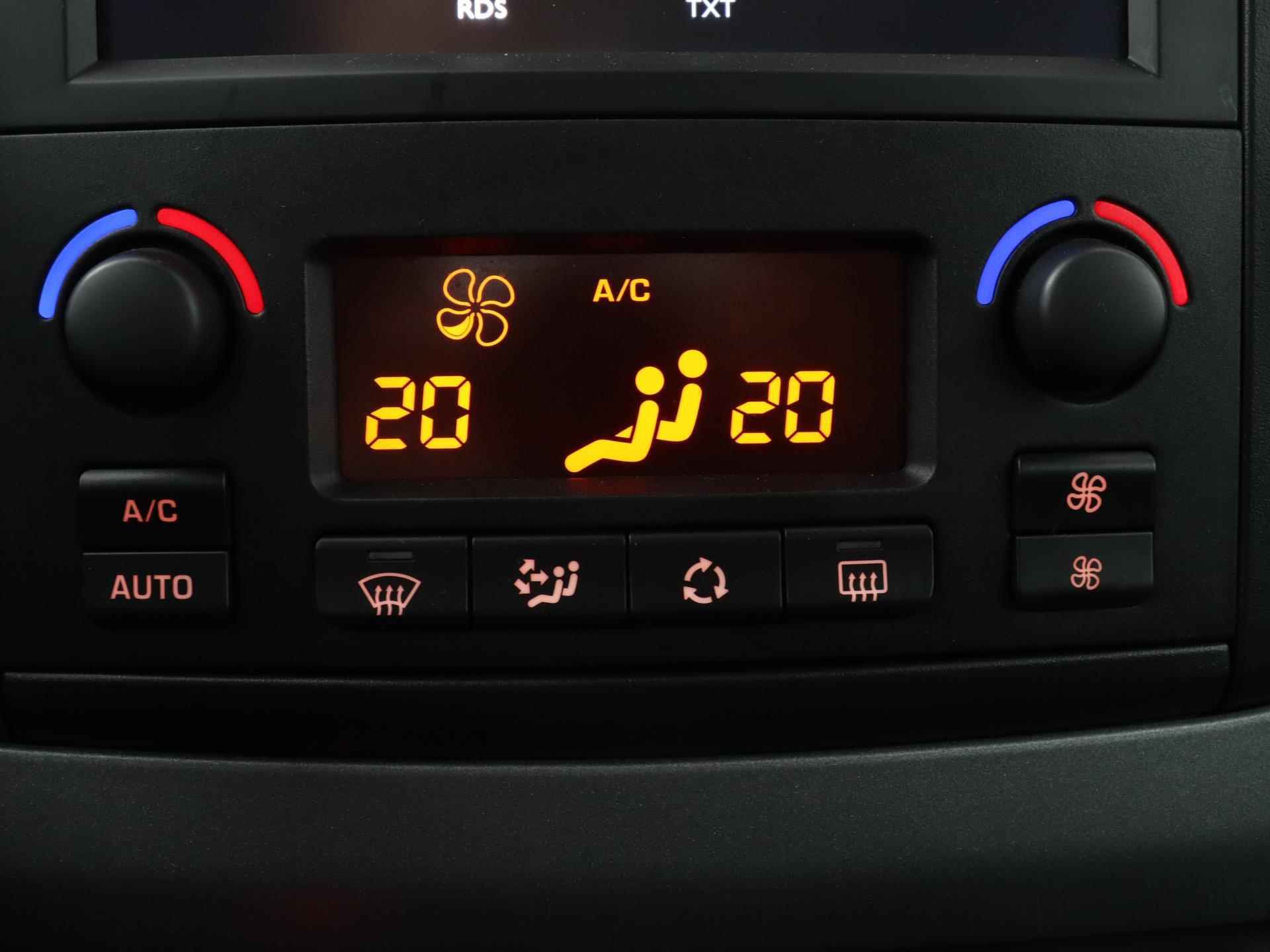 Citroen Berlingo Feel 110pk | Climate Control | Cruise Control | Parkeersensoren Achter | Bluetooth | Apple Carplay/Android Auto - 29/32
