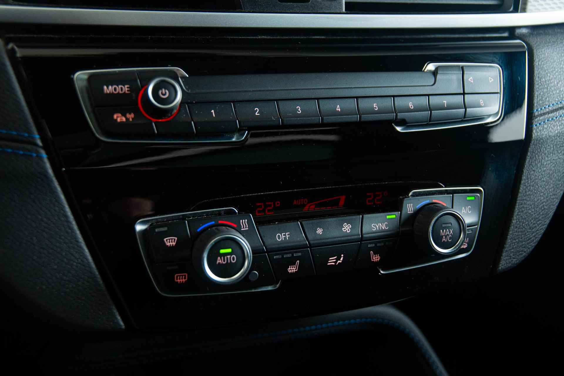BMW X2 xDrive25e High Executive M Sportpakket - Panoramadak - Comfort Access - Head-Up Display - Park Assistant met Camera - HiFi Soundsystem - 27/45