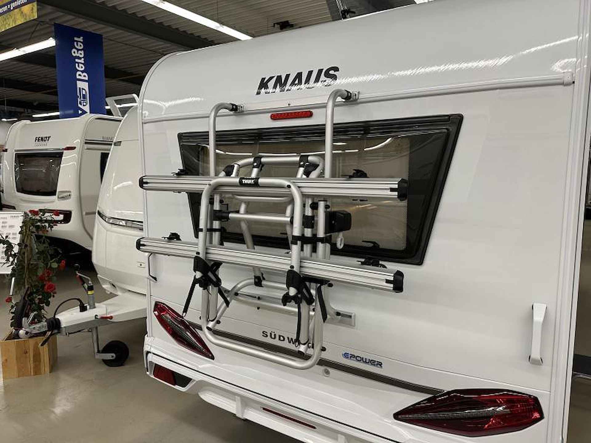 Knaus Sudwind 60 Years 500 FU +vloerverwarming+fietsend - 15/17