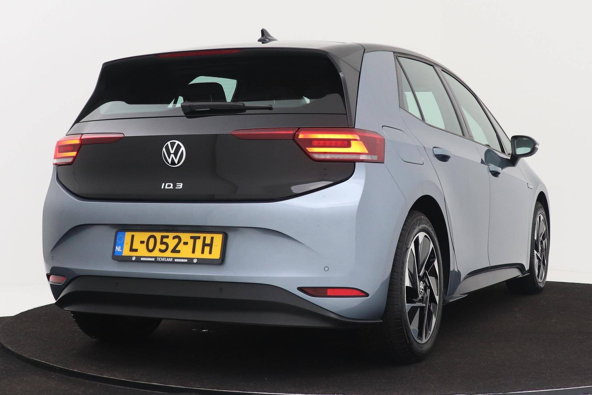 Volkswagen ID.3 Pro Performance 58 kWh | Subsidie Mogelijk | Navigatie | Stoelverwarming | Trekhaak | Adaptive Cruise Control | - 9/44