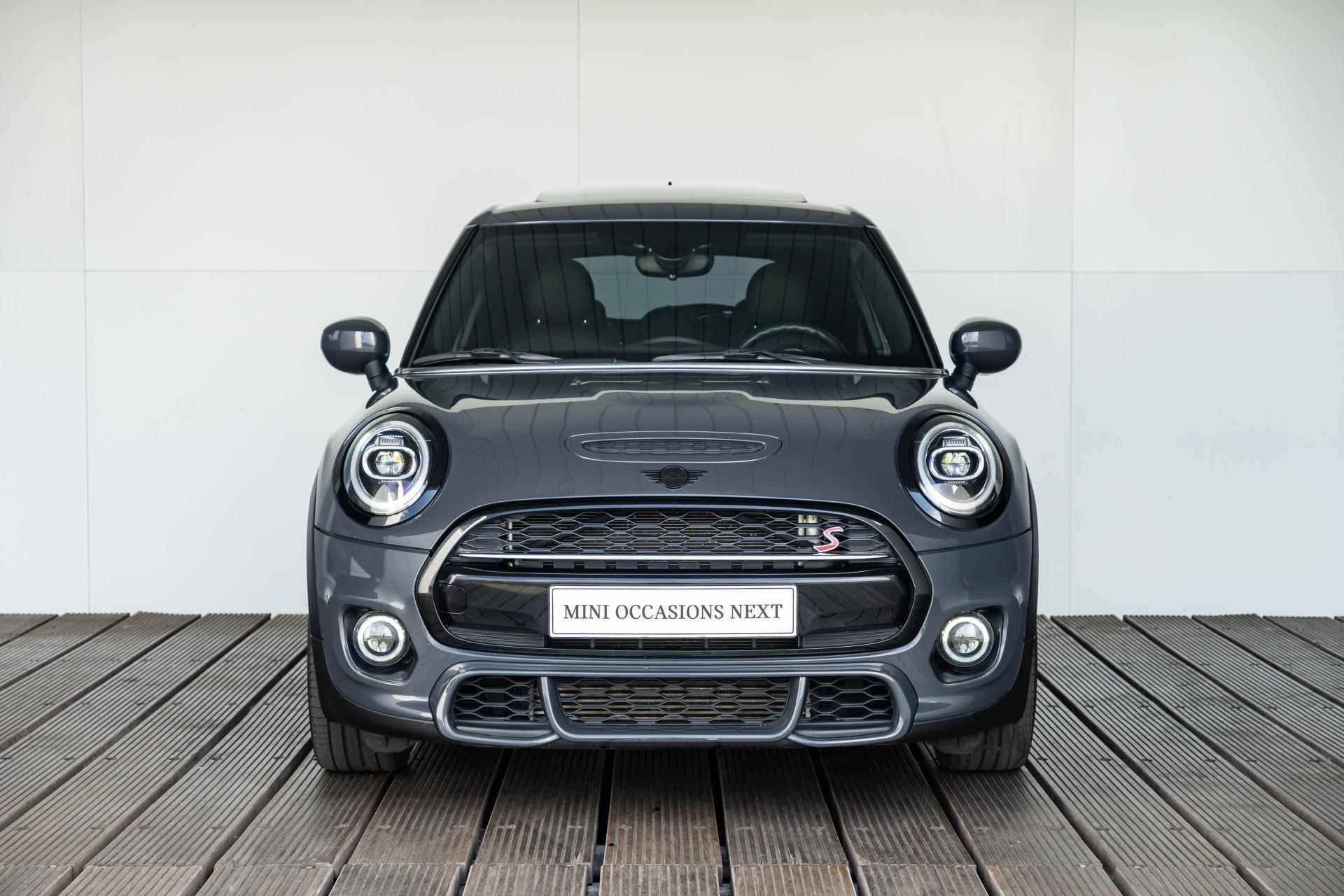 MINI 5-deurs Cooper S Aut. John Cooper Works pakket + Panoramadak - 3/36