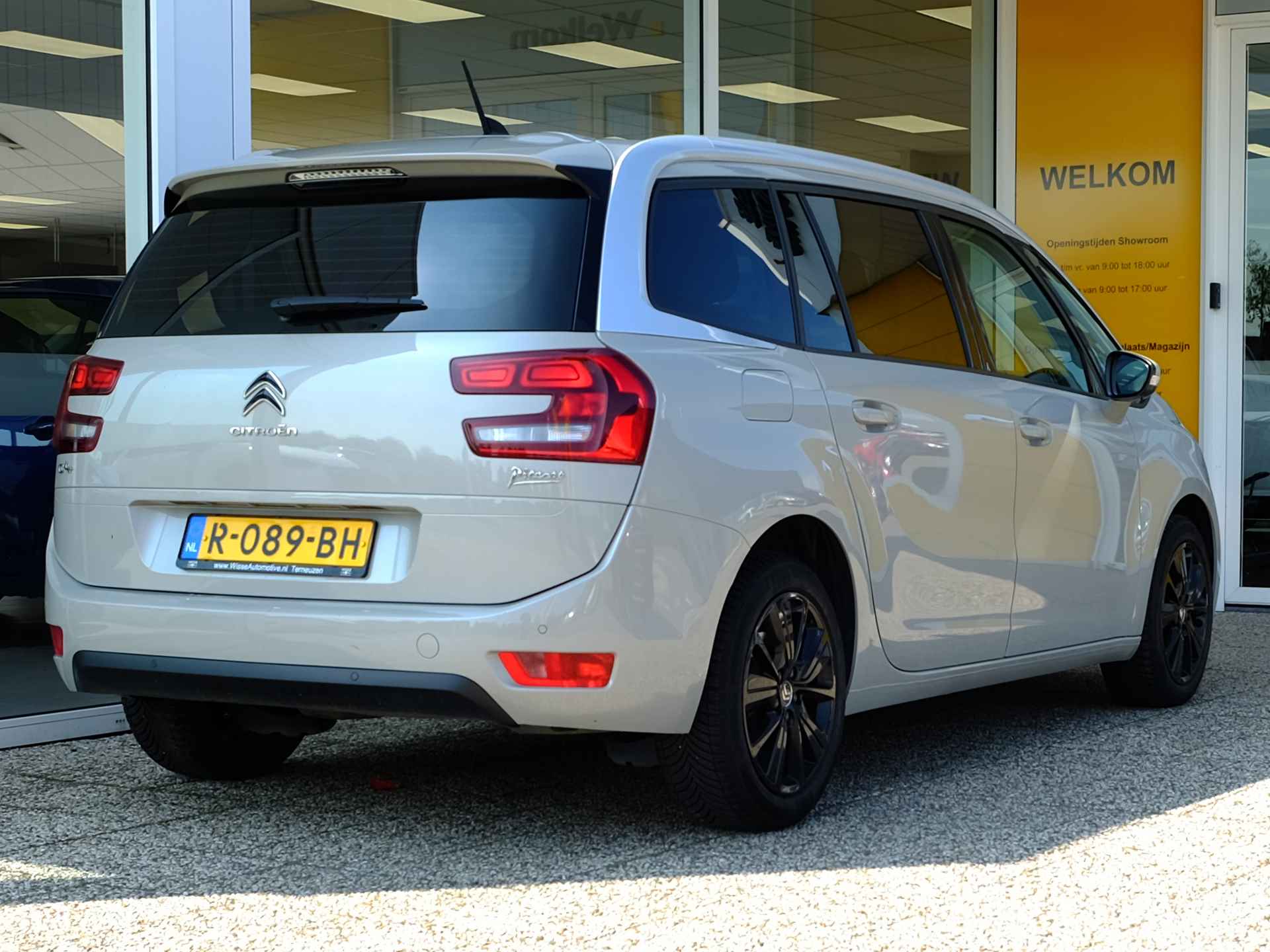 Citroen Grand C4 Picasso PureTech | 130 | Feel | Navigatie | Parkeersensoren | Cruise & Climate - 2/17