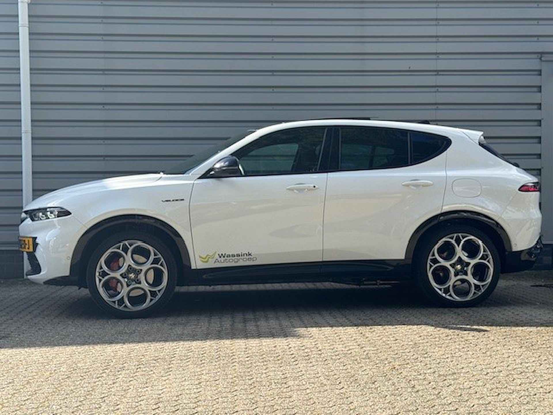 Alfa Romeo Tonale 1.3T Plug-In-Hybrid 280pk Automaat  Veloce | Panoramadak | H&K Audio | 20'' Lichtmetalen velgen |  Zéér luxe! | - 4/30