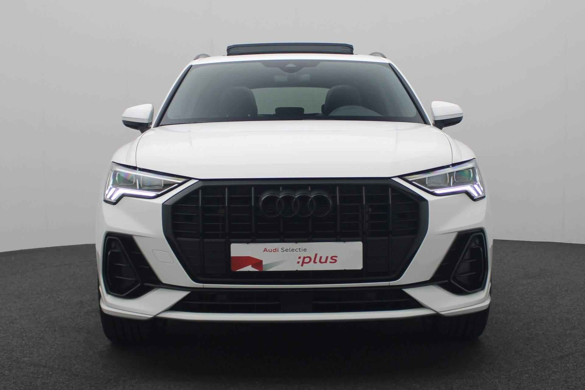 Audi Q3 45 TFSI e 245PK S-tronic S edition | Pano | 20 inch | Full LED | Zwart optiek | Parkeersensoren voor/achter | Apple Carplay / Android Auto - 20/43