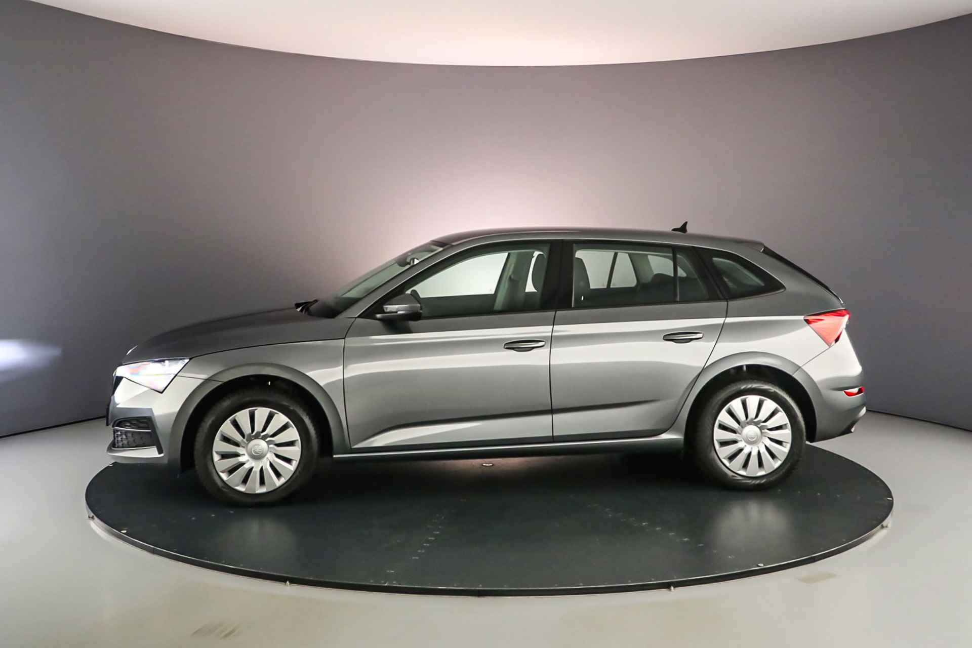 Škoda Scala Active 1.0 TSI 95pk Airco, DAB, Radio, LED verlichting, App connect, Bluetooth - 2/34