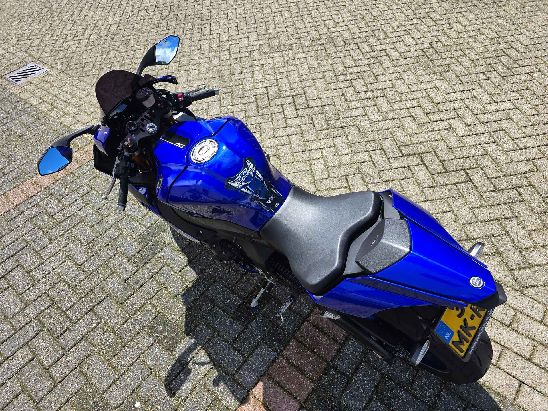 Yamaha YZF R1 - 15/27