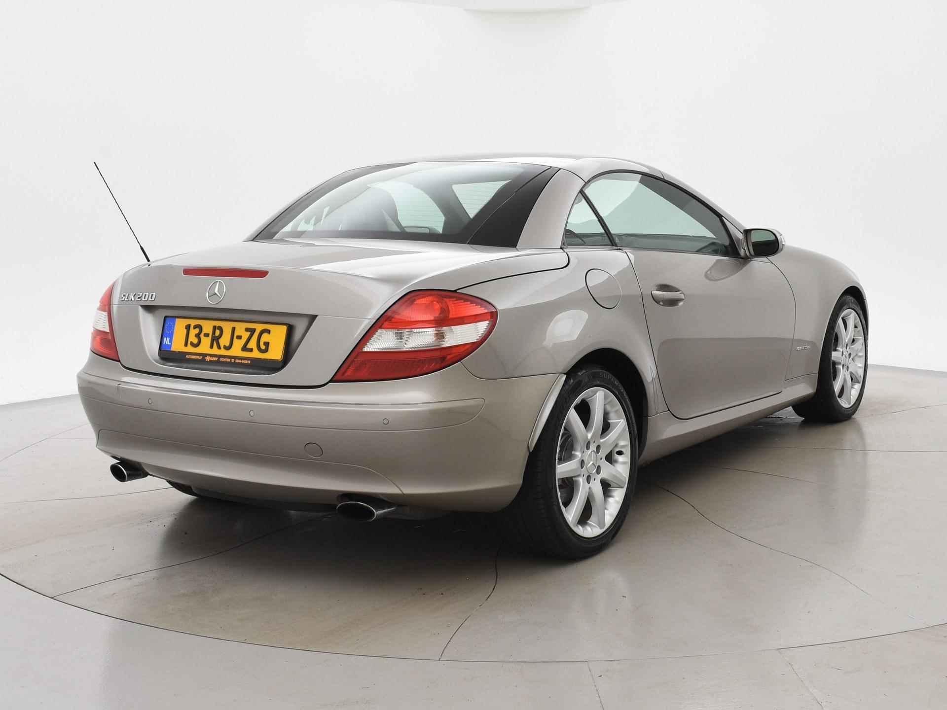 Mercedes-Benz SLK-klasse 200 K. AUT. ORIG. NL + NEKVERWARMING / LEDER / CRUISE - 29/32