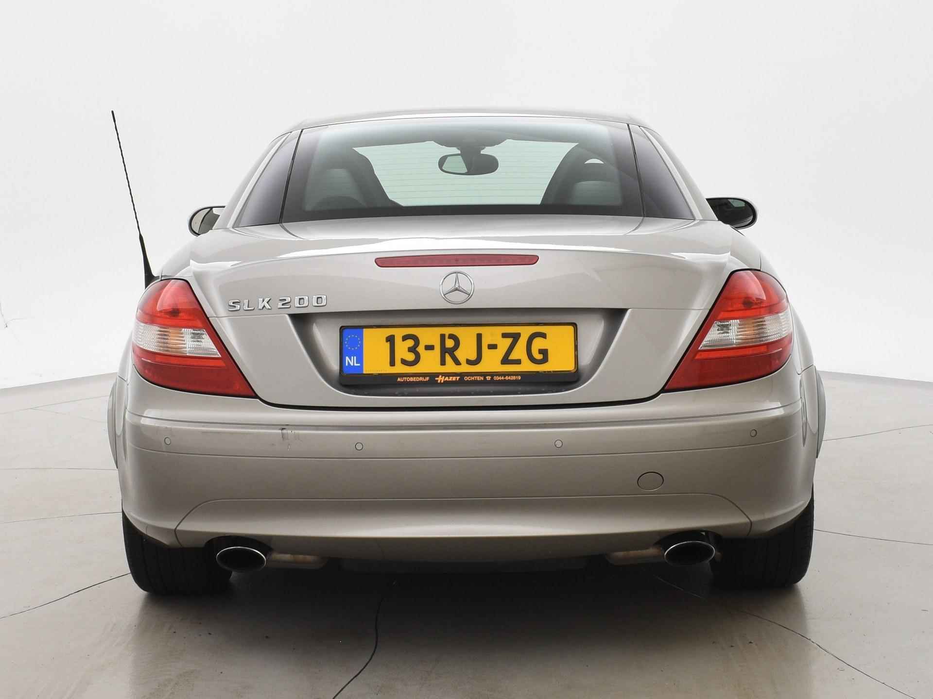 Mercedes-Benz SLK-klasse 200 K. AUT. ORIG. NL + NEKVERWARMING / LEDER / CRUISE - 31/32