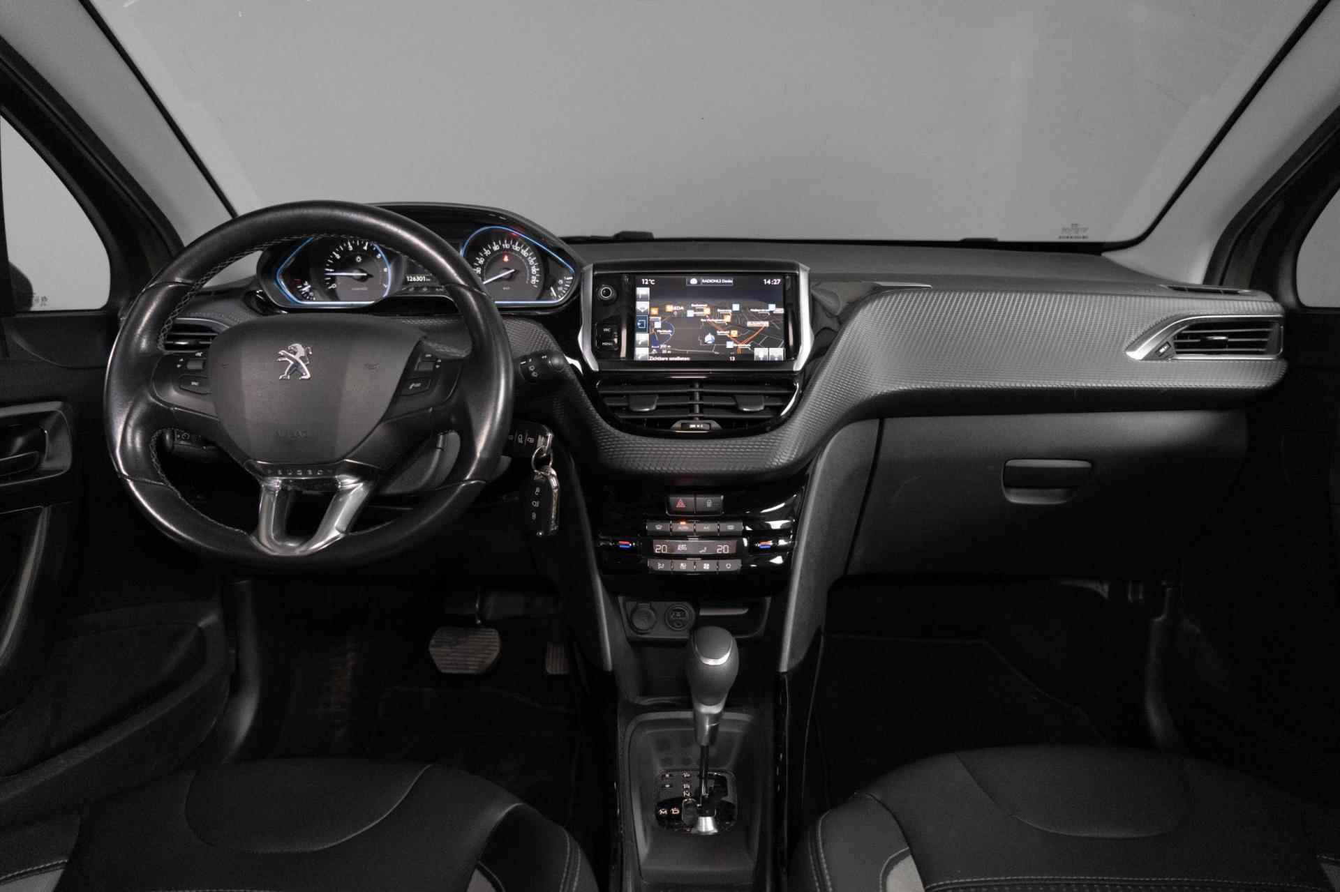 Peugeot 2008 1.2 PureTech Allure | Automaat | Panoramadak | Navigatie |Rijklaarprijs - 11/32