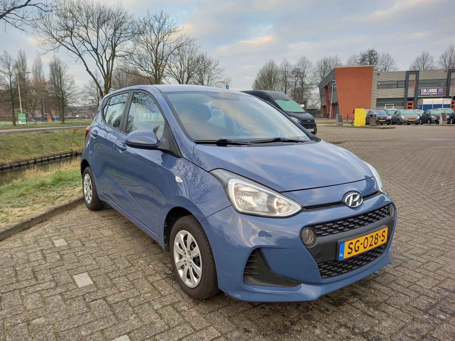 Hyundai i10 1.0i Comfort - 2/13