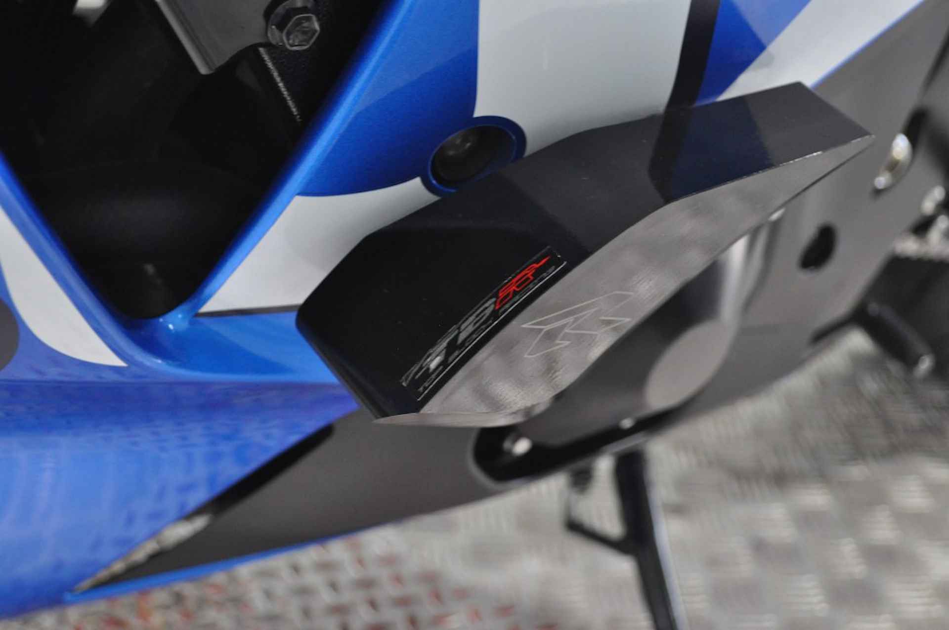 SUZUKI Gsx-r 1000 MOTO GP - 11/24