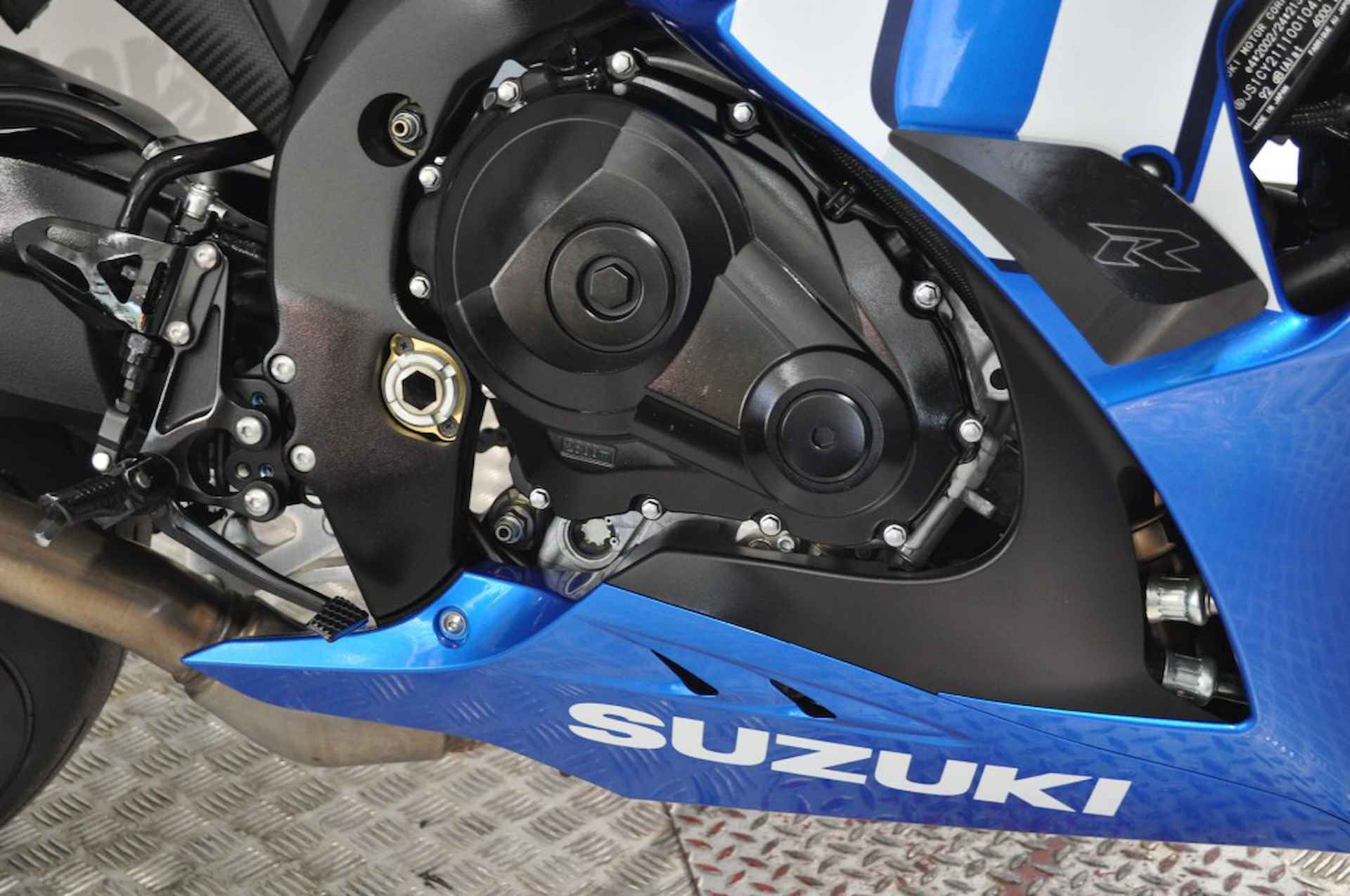 SUZUKI Gsx-r 1000 MOTO GP - 13/24